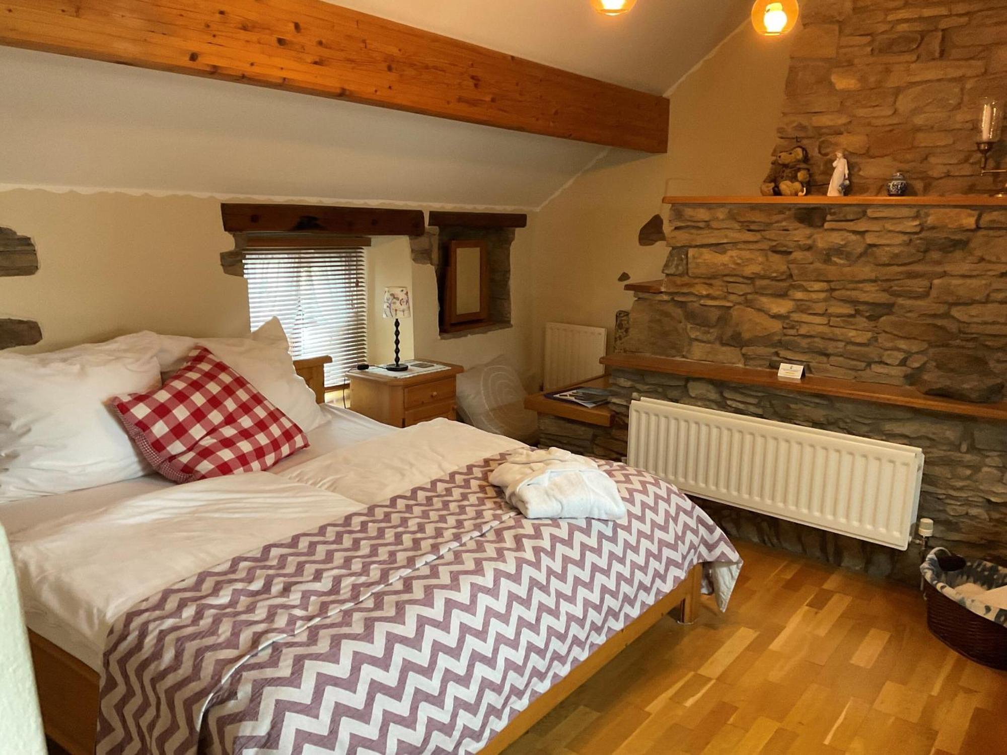 Armidale Cottages B&B Workington Szoba fotó