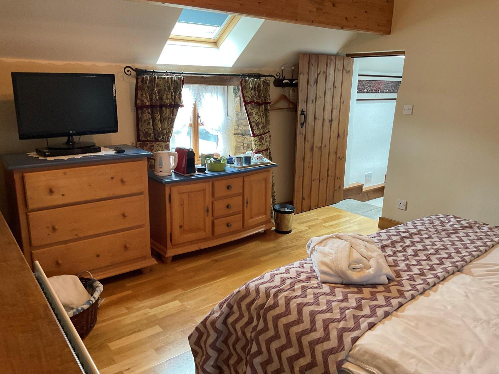 Armidale Cottages B&B Workington Szoba fotó